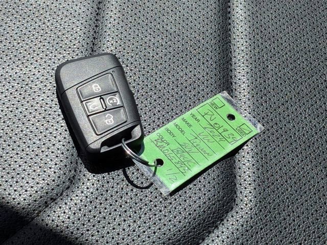 Used 2024 Volkswagen Tiguan SEL R-Line AWD/4WD image 19