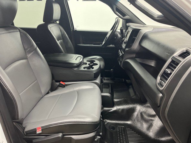 Used 2022 RAM 3500 Tradesman w/ Chrome Appearance Group AWD/4WD image 21