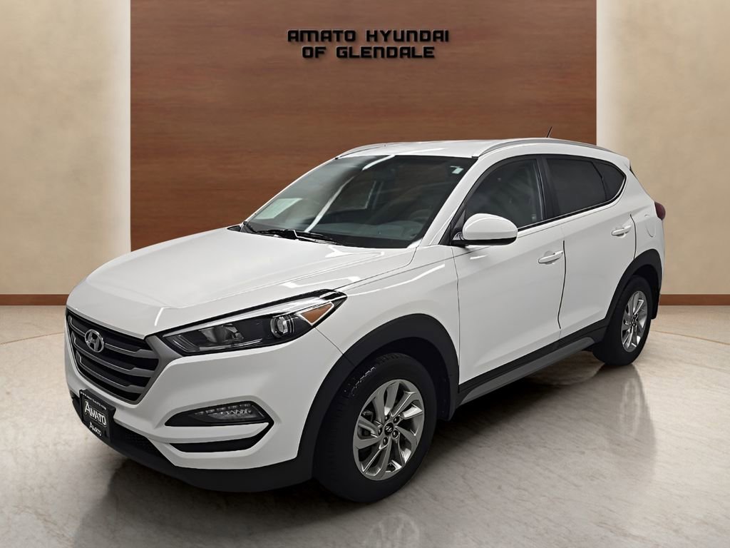 Used 2017 Hyundai Tucson SE image 2