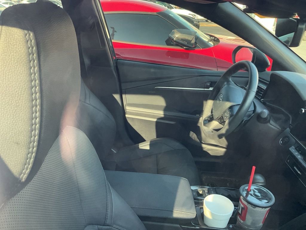 Used 2025 Toyota Camry XSE image 3