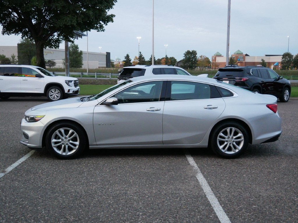 Used 2016 Chevrolet Malibu LT FWD image 6