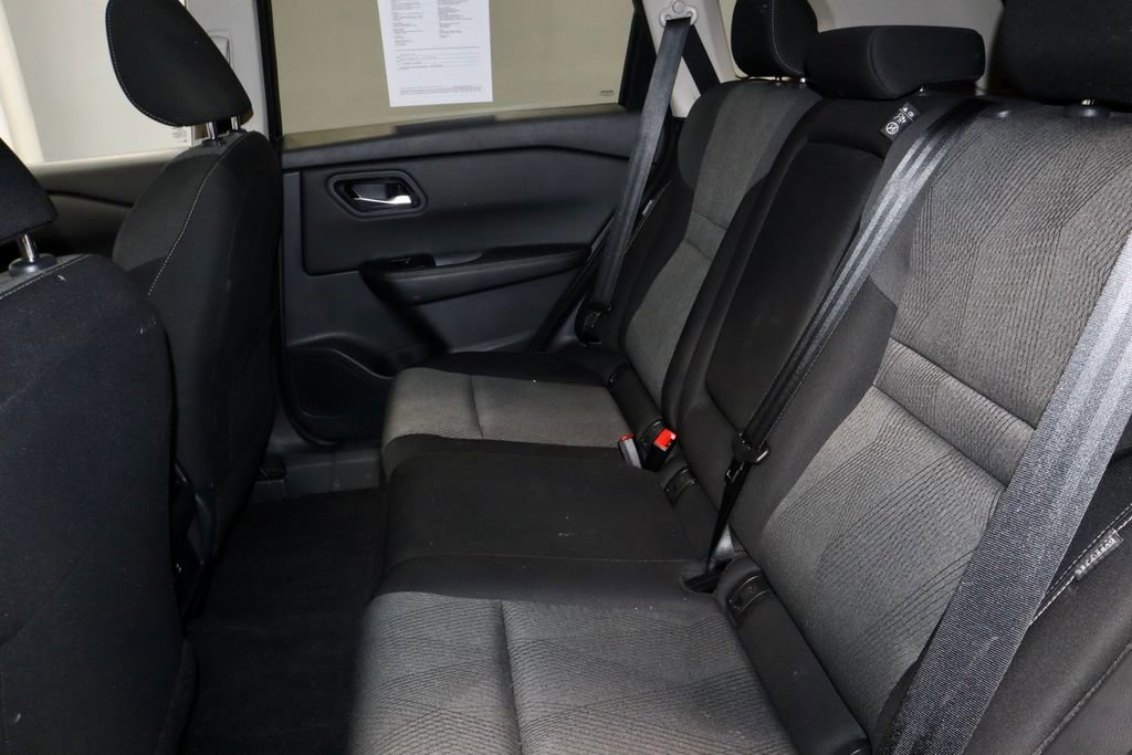 Certified 2025 Nissan Rogue SV FWD image 21