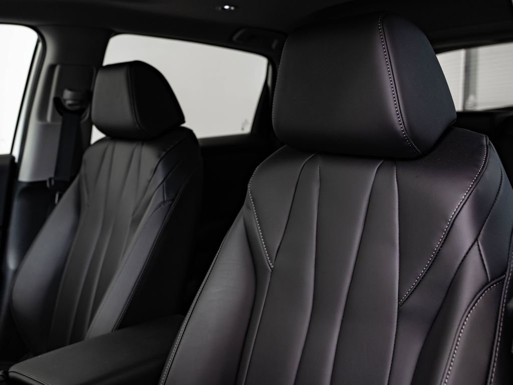 Certified 2025 Acura ADX AWD image 23
