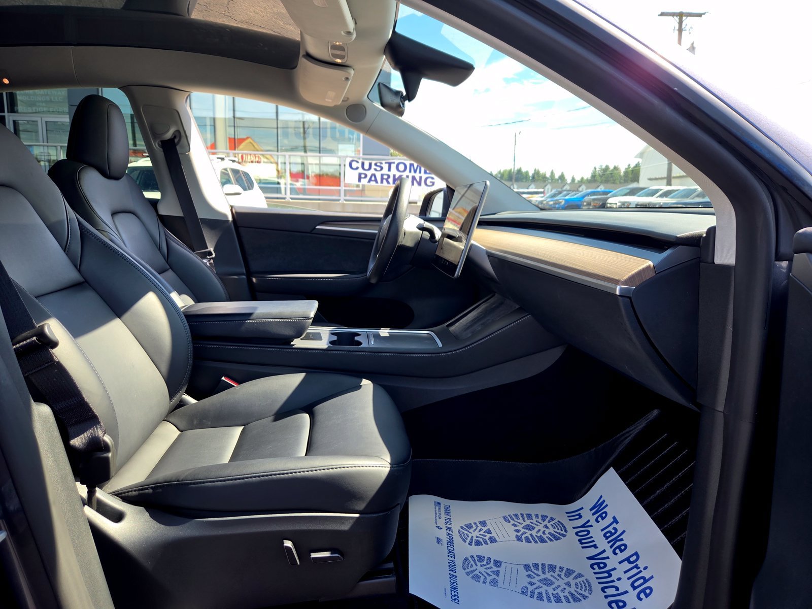 Used 2023 Tesla Model Y Performance AWD/4WD image 32