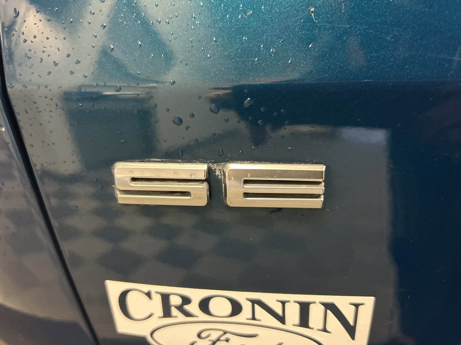 Used 2020 Ford Escape SE Sport image 8