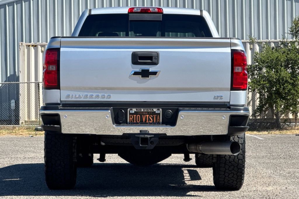 Used 2015 Chevrolet Silverado 2500 LTZ w/ Duramax Plus Package image 5