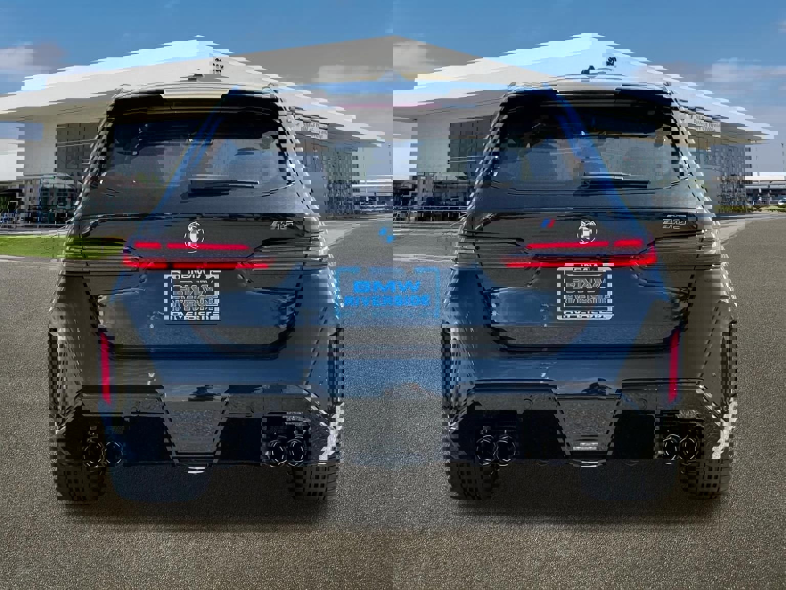 New 2026 BMW M5 Touring image 9