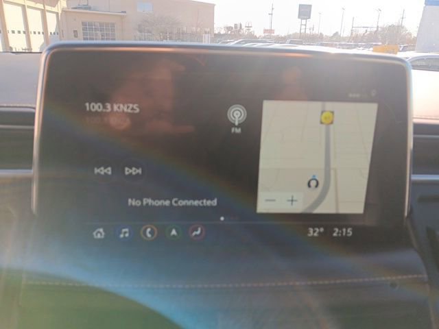 Used 2021 GMC Yukon SLT w/ SLT Premium Package image 24