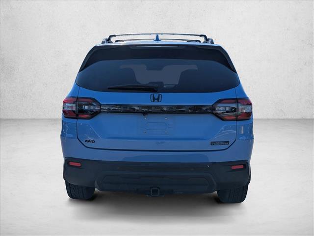Used 2024 Honda Pilot TrailSport image 6