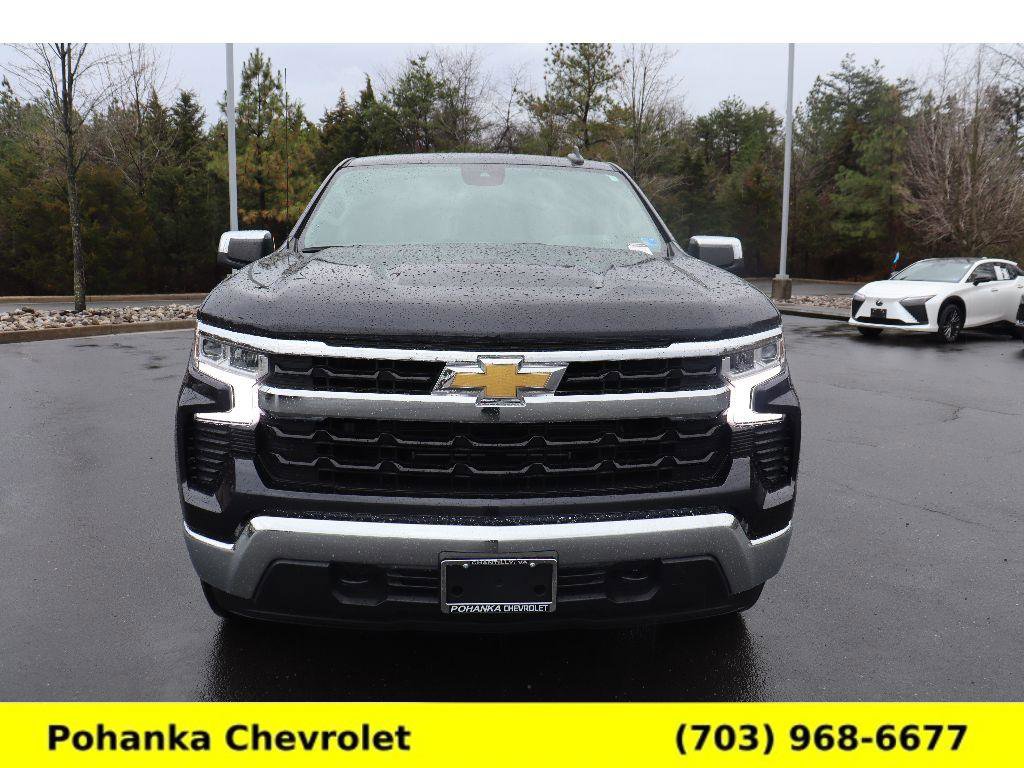 Used 2024 Chevrolet Silverado 1500 LT image 2