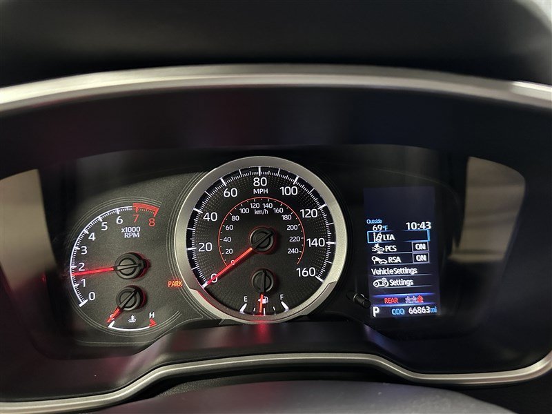 Used 2021 Toyota Corolla SE FWD image 26