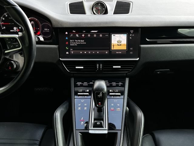 Used 2022 Porsche Cayenne Platinum Edition AWD/4WD image 17