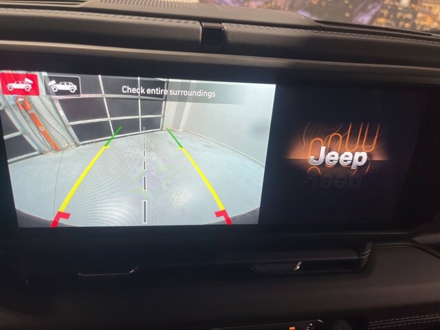 New 2025 Jeep Wrangler Unlimited Rubicon image 16