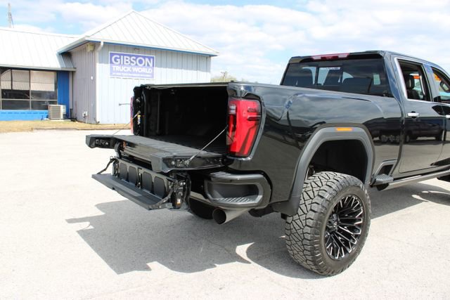 Used 2024 GMC Sierra 2500 Denali w/ Denali Reserve Package image 11