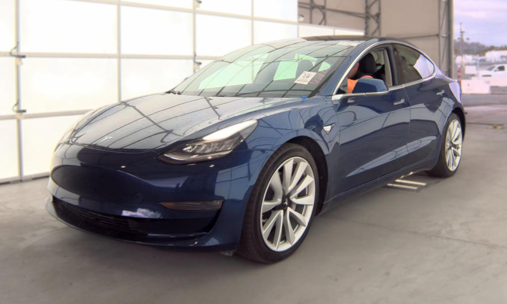 Used 2019 Tesla Model 3 Long Range AWD/4WD image 1
