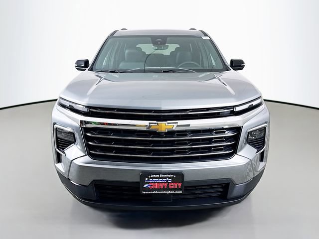 New 2026 Chevrolet Traverse LT w/ Driver Confidence Package AWD/4WD image 3