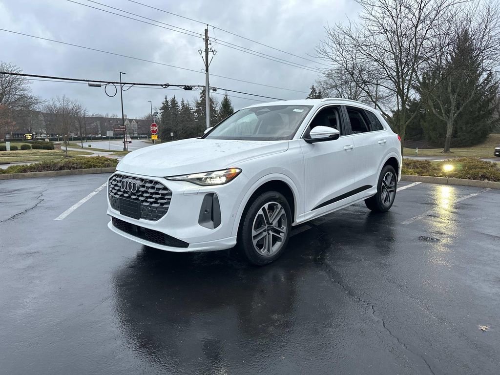 New 2025 Audi Q5 Premium image 3