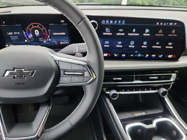 New 2027 Chevrolet Traverse LT w/ Midnight/Sport Edition FWD image 27