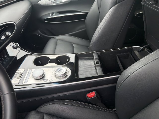 Used 2026 Genesis GV70 2.5T AWD/4WD image 24