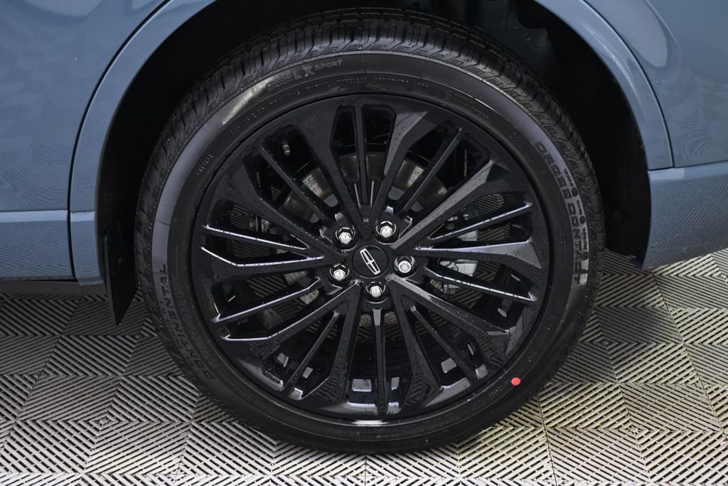 New 2026 Lincoln Corsair Premiere image 20