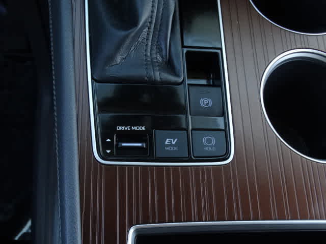 Certified 2021 Toyota Sienna LE image 33