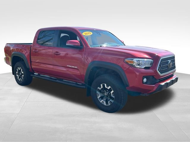Used 2019 Toyota Tacoma TRD Off-Road AWD/4WD image 7