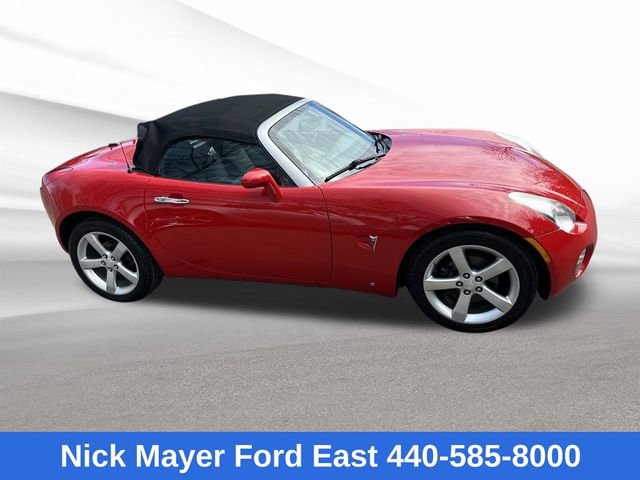 Used 2008 Pontiac Solstice Convertible w/ Convenience Package RWD image 8