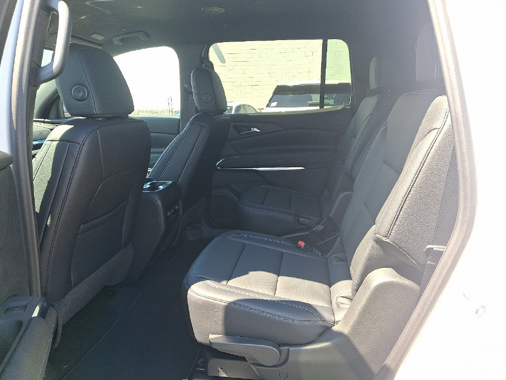 New 2026 Chevrolet Traverse LT FWD image 5