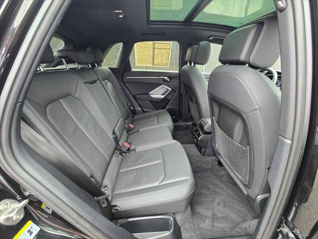 Certified 2023 Audi Q3 2.0T Premium w/ Convenience Package AWD/4WD image 12