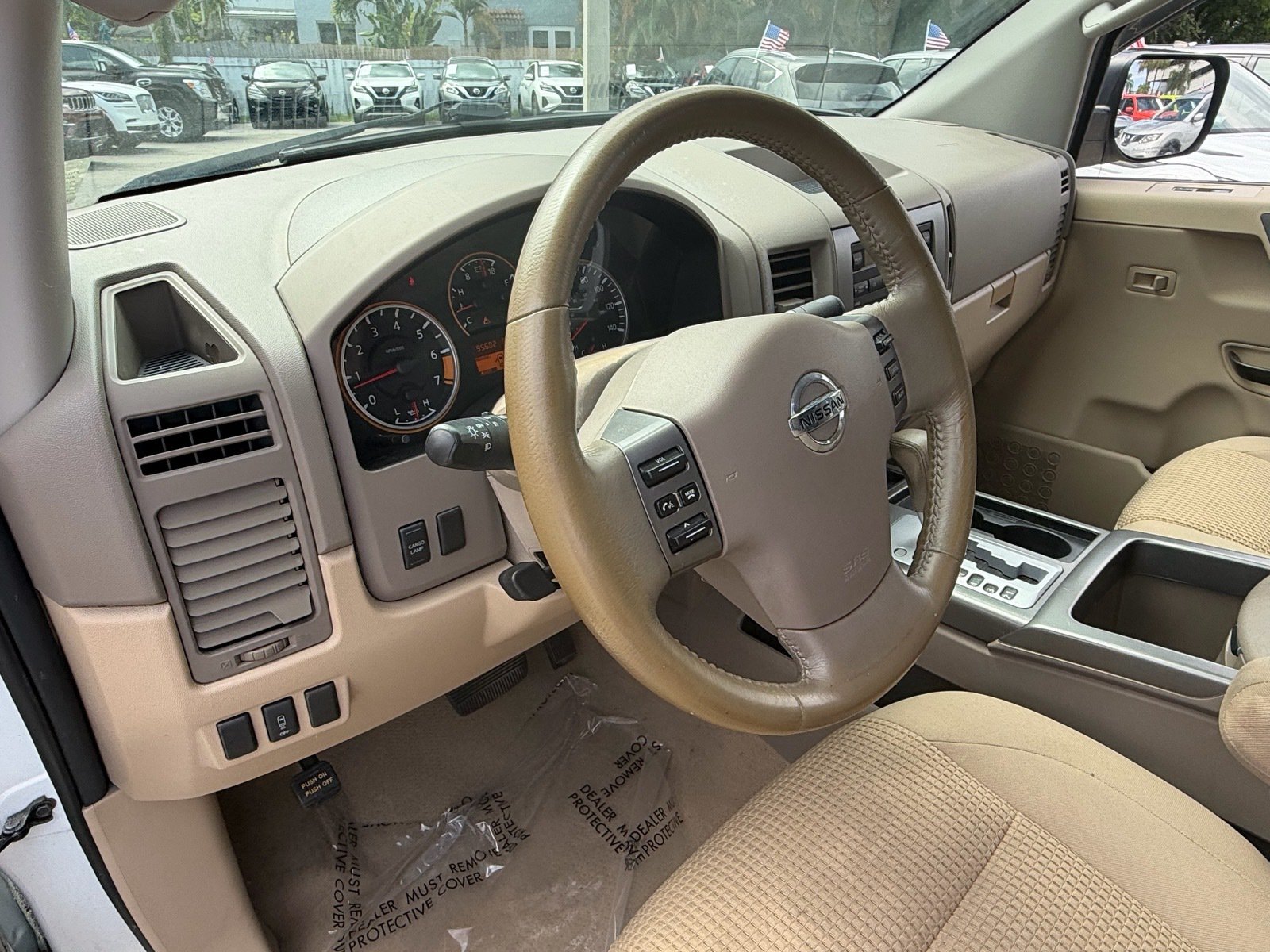 Used 2011 Nissan Titan SV w/ SV Value Truck Pkg AWD/4WD image 10