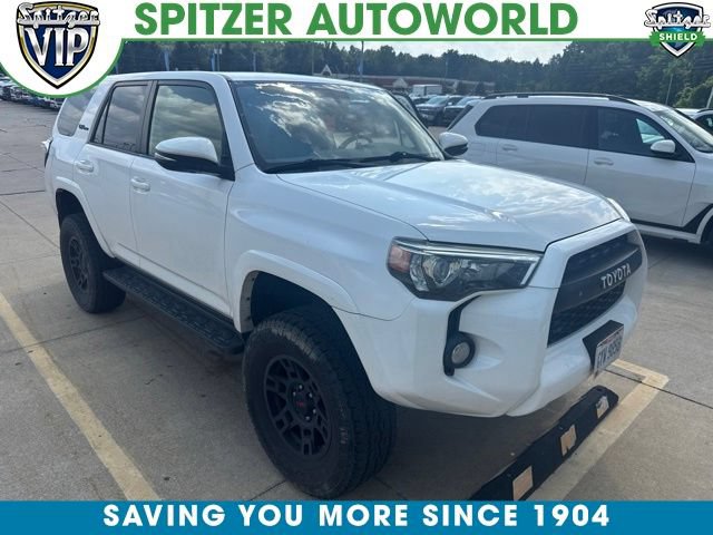 Used 2017 Toyota 4Runner SR5 Premium AWD/4WD image 1