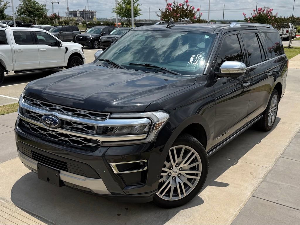 Used 2022 Ford Expedition Max Platinum RWD image 5