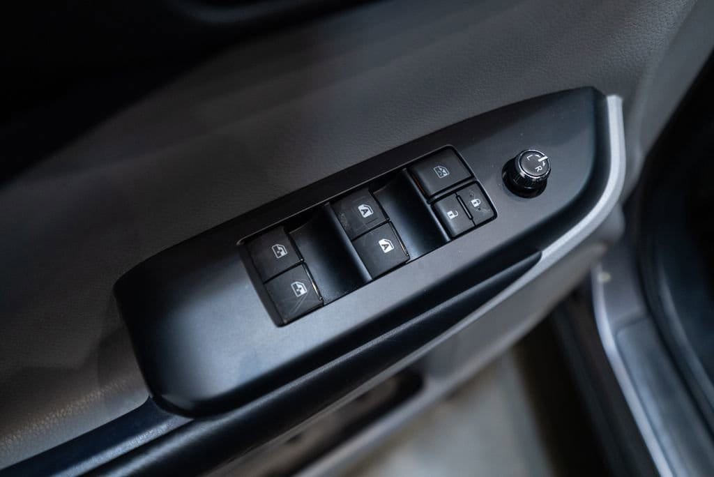 Used 2018 Toyota Highlander XLE AWD/4WD image 21