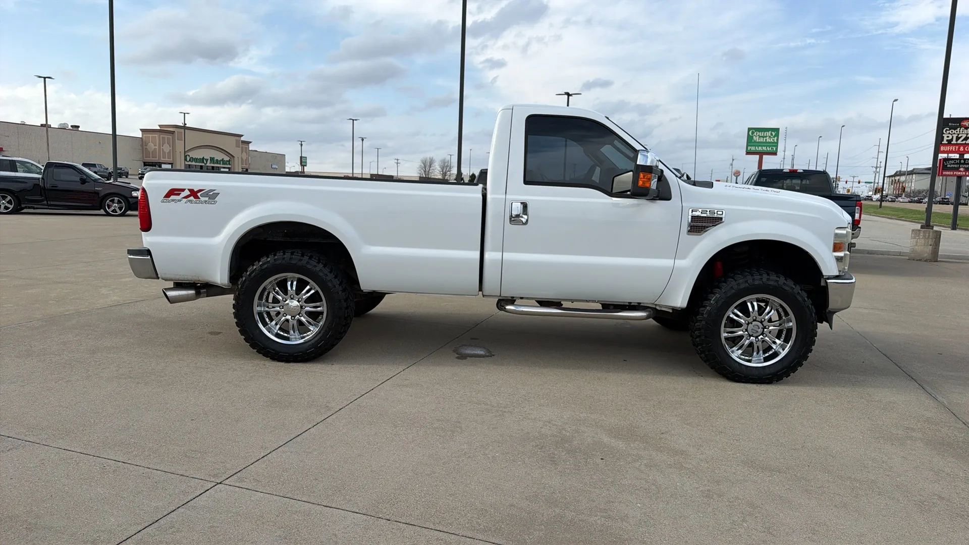 Used 2010 Ford F250 XLT image 28