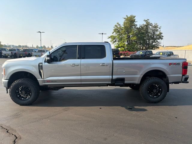 Used 2023 Ford F350 Platinum AWD/4WD image 5