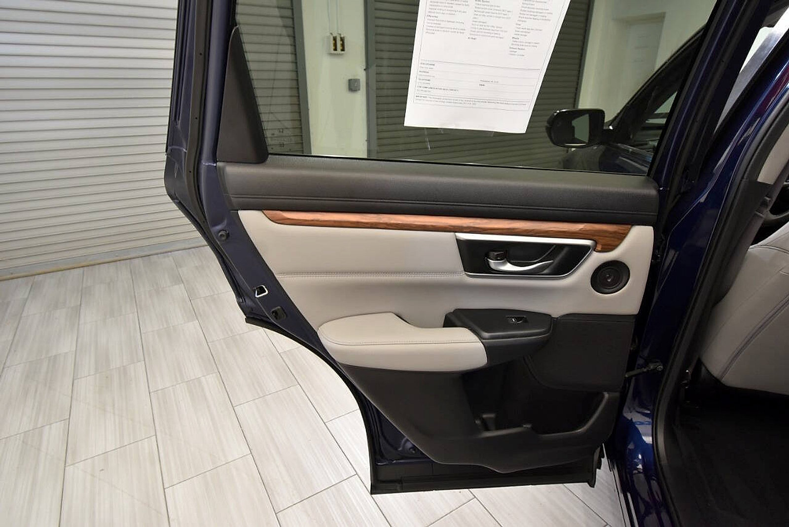 Used 2019 Honda CR-V Touring image 15
