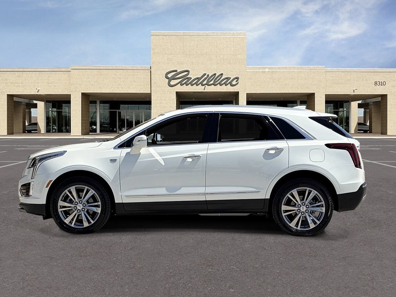 Certified 2024 Cadillac XT5 Premium Luxury FWD image 8