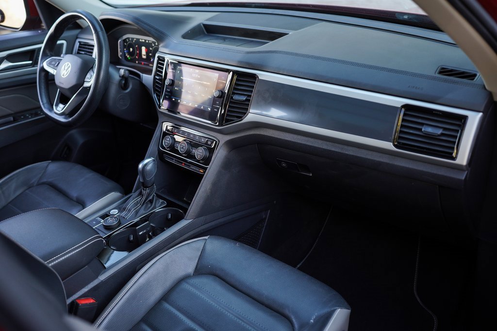 Used 2022 Volkswagen Atlas SEL Premium image 21