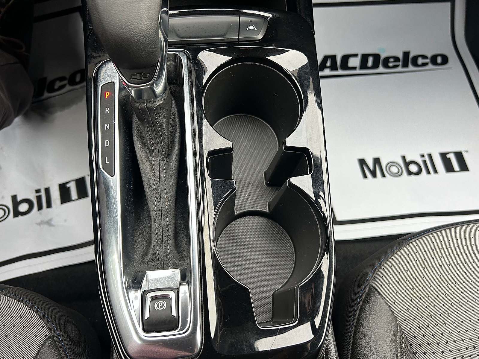 Used 2025 Chevrolet Trax LT FWD image 18