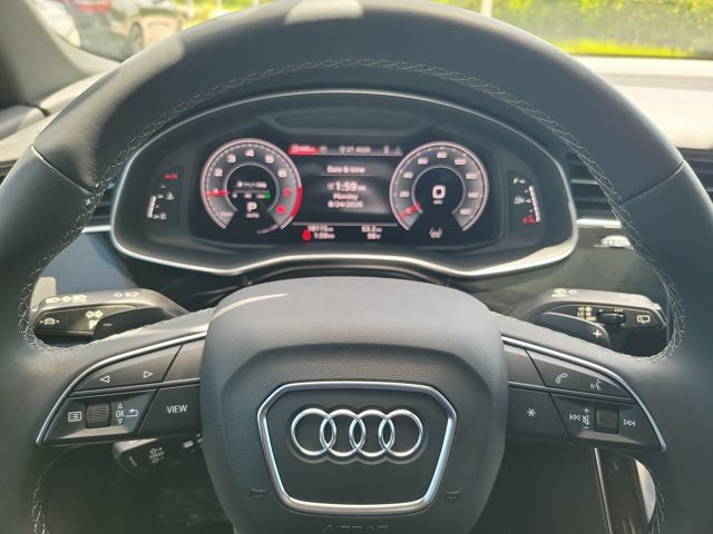 Certified 2025 Audi Q7 2.0T Premium w/ Convenience Package AWD/4WD image 20