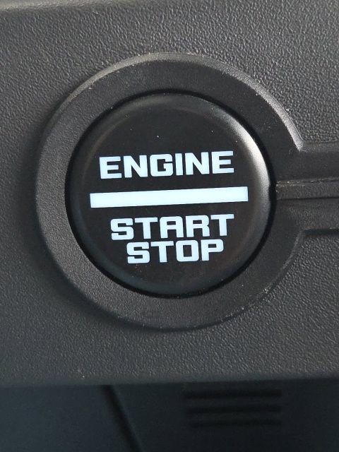 Used 2025 Ford Bronco Outer Banks image 24