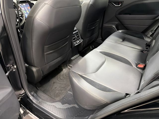 Certified 2025 Subaru Forester Touring AWD/4WD image 33