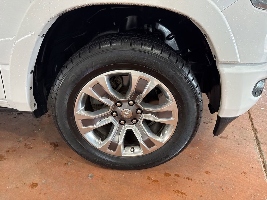 Used 2019 RAM 1500 Limited image 10