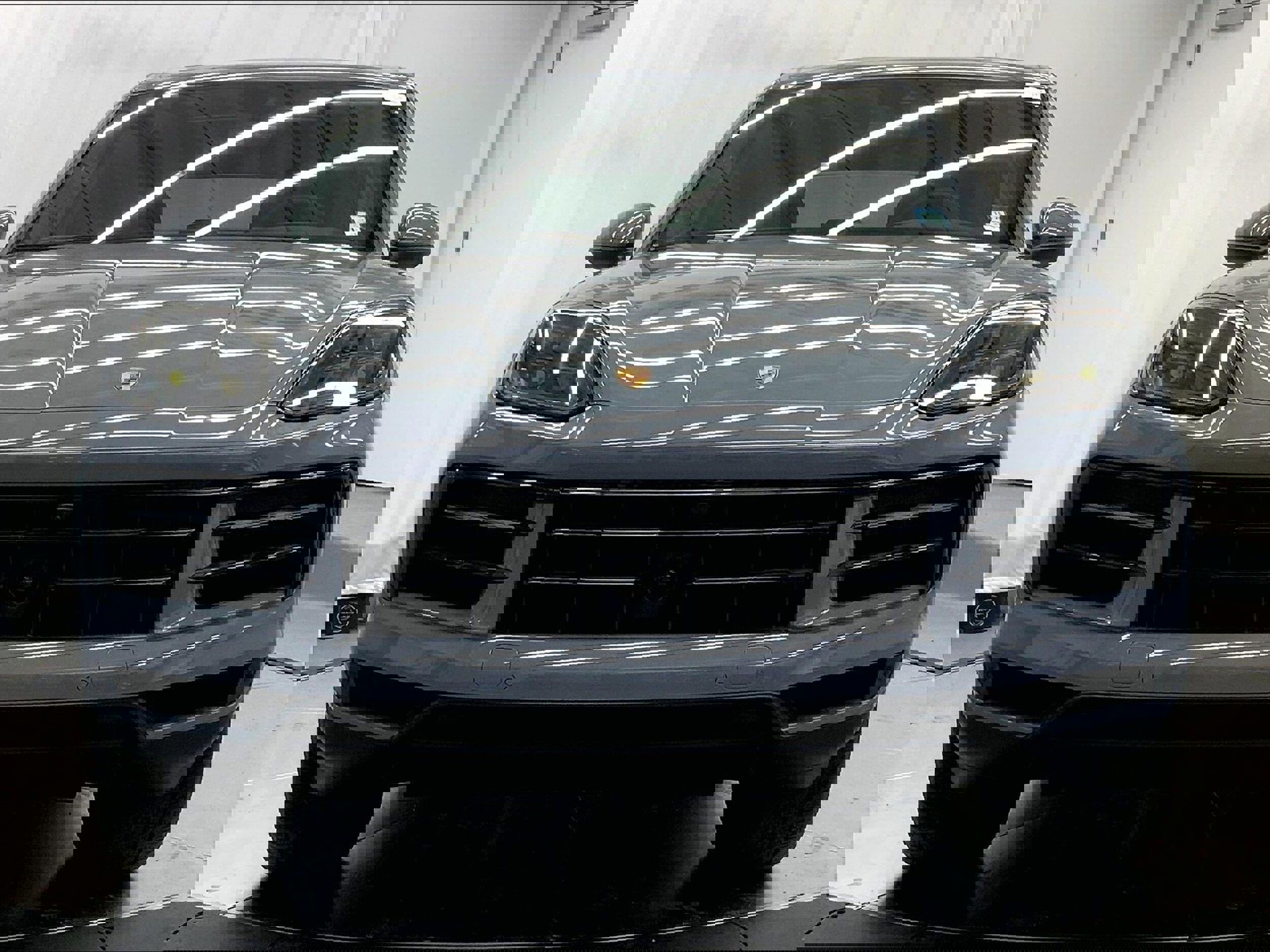 New 2025 Porsche Cayenne image 8