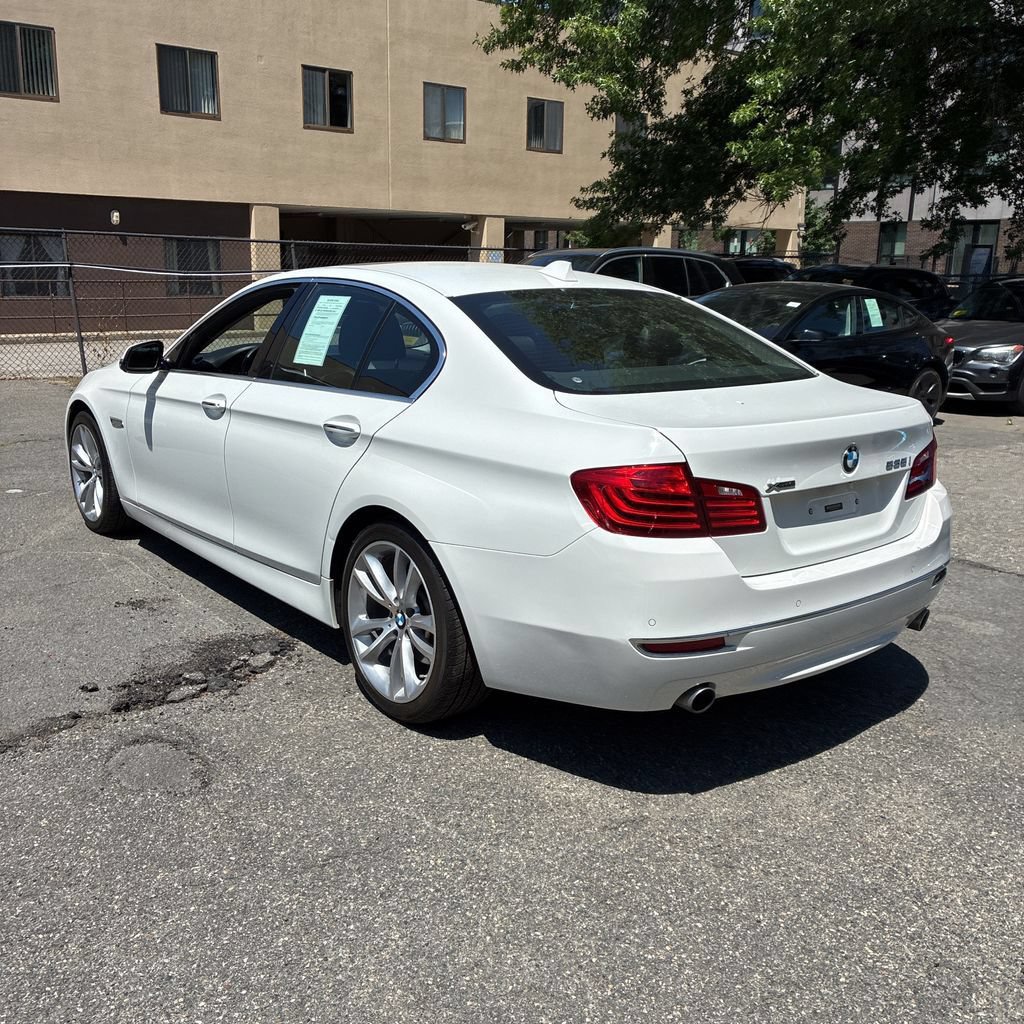 Used 2016 BMW 535i xDrive Sedan AWD/4WD image 2