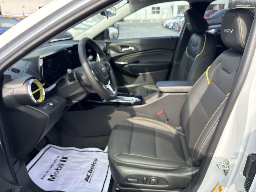 New 2026 Chevrolet Trax ACTIV w/ Driver Confidence Package FWD image 19