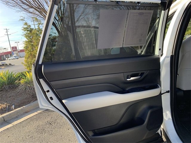 Used 2026 Toyota Grand Highlander AWD Hybrid image 15