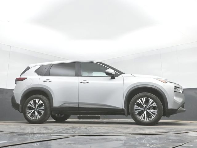 Used 2022 Nissan Rogue SV FWD image 34