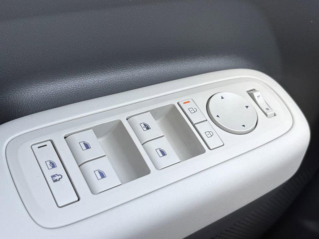New 2026 Hyundai Santa Fe SE AWD/4WD image 12