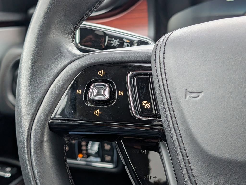 Used 2021 Lincoln Aviator Grand Touring w/ Equipment Group 302A image 18